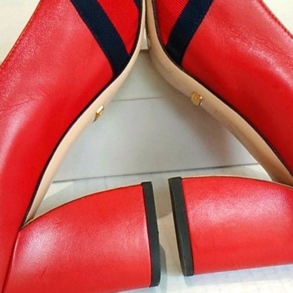 Gucci Luxury Star Adornment Shoes! - Picture 9 of 16